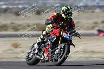 media/Jan-15-2026-Racers Edge (Thu) [[dfebeb70ab]]/3-B Group/Session 2 (Turn 11)/